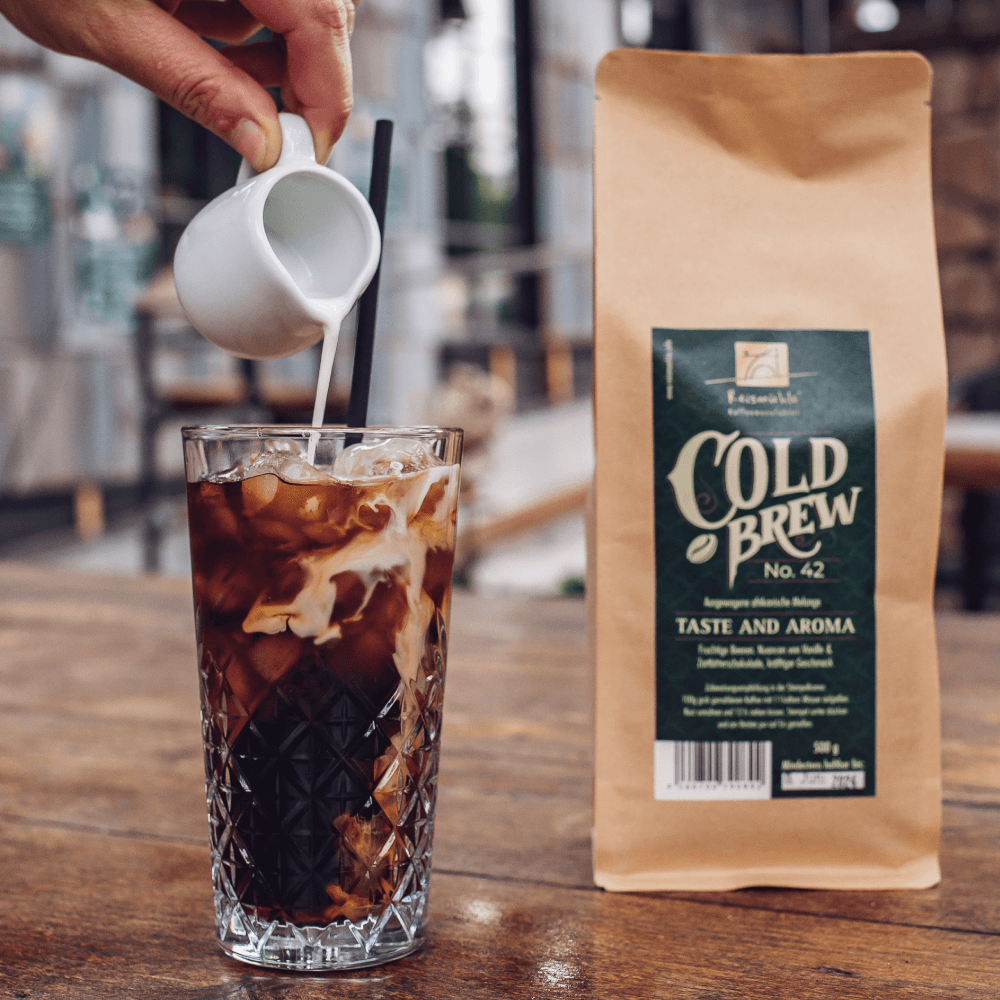 Reismühle Kaffeemanufaktur Eiskalter Kaffee Genuss mit Cold Brew Coffee Wissen 
